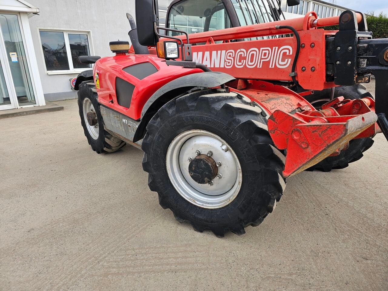 Chariot télescopique Manitou MT1030 – Image 10