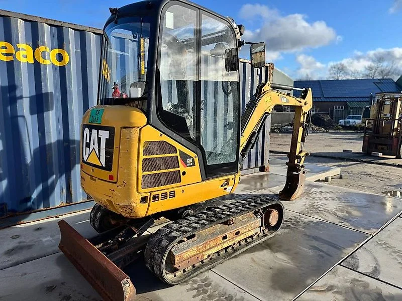 Caterpillar 302.4D – Image 21