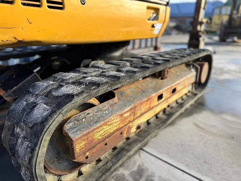 Caterpillar 302.4D – Image 15