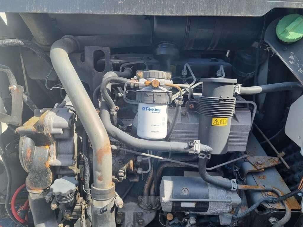 BOBCAT 963 – Image 12