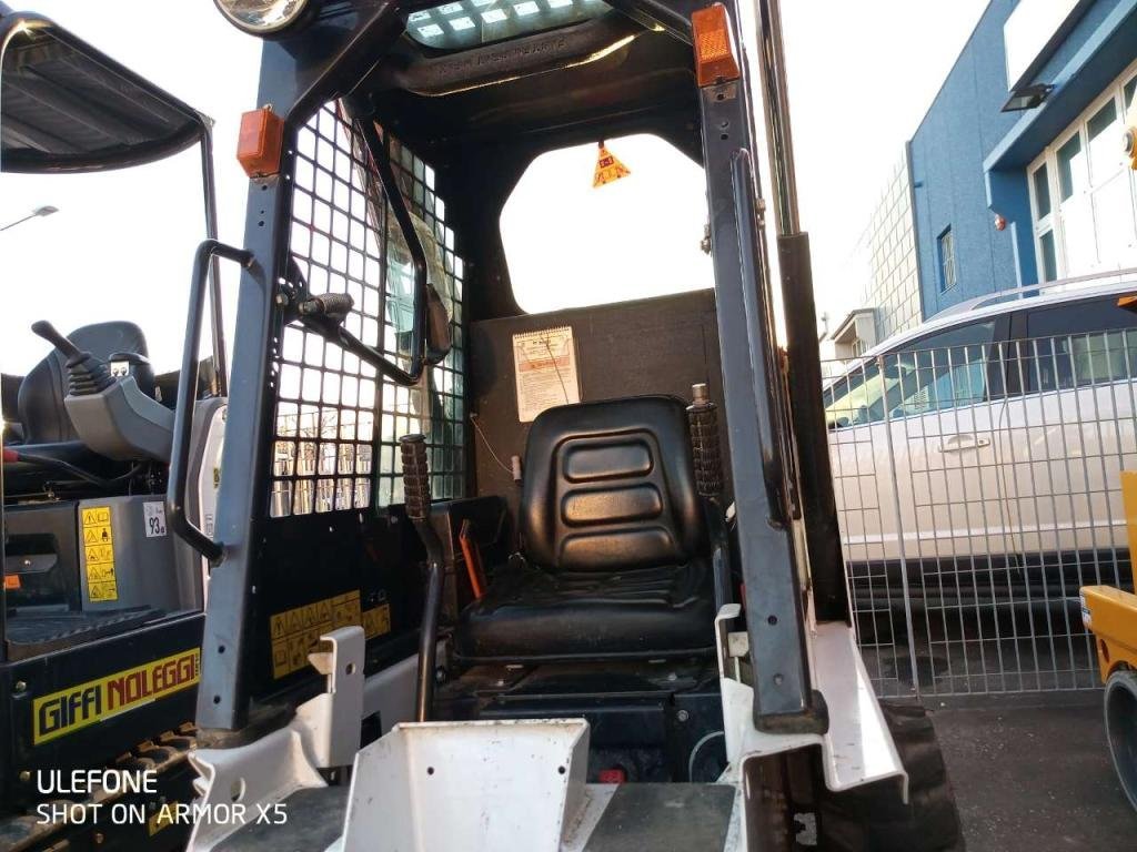 BOBCAT S70 – Image 8