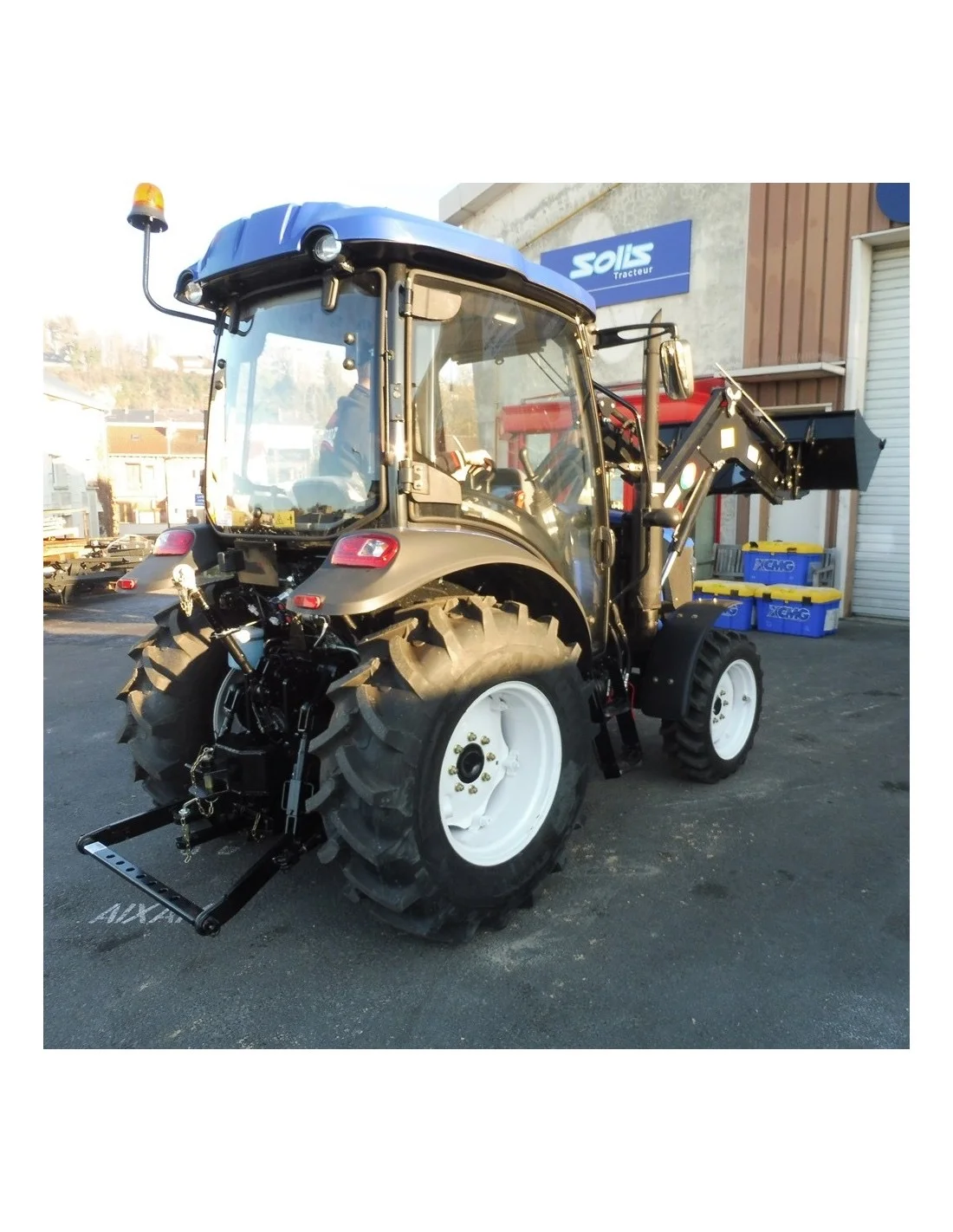 Tracteur Lovol M504C Cabine + Chargeur Frontal – Image 12
