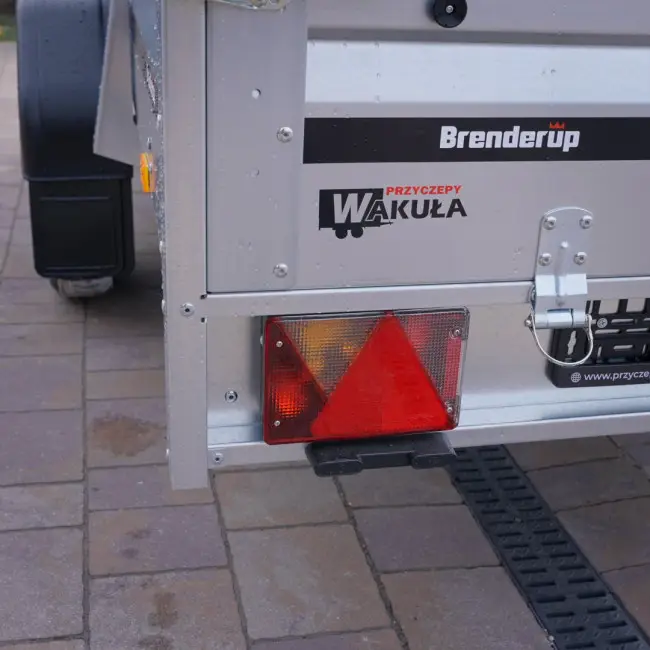 Brenderup 2270SXLUB750 270x129x40 PTAC 750 à ridelles hautes avec bâche ABS – Image 2
