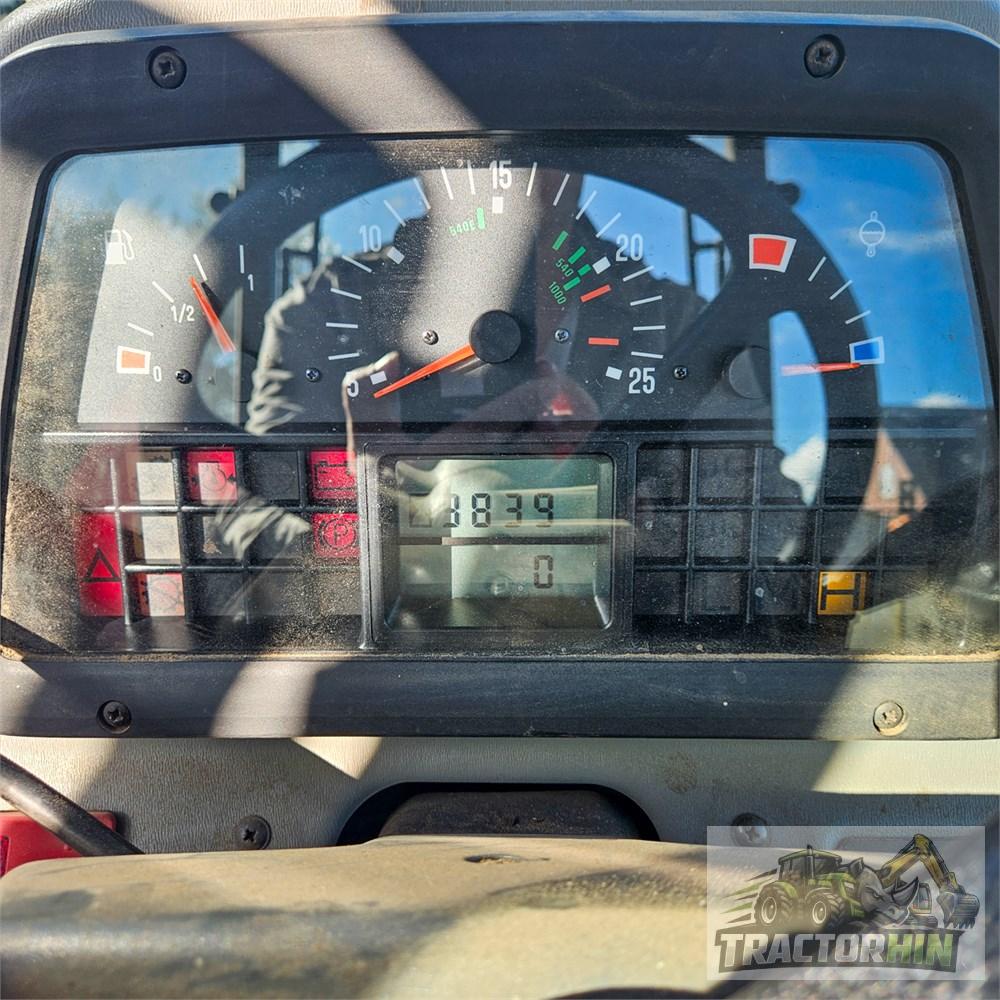 Massey Ferguson 4270 - 3,9 tonnes - Chargeur frontal Veto FX5960, année 2000 – Image 34