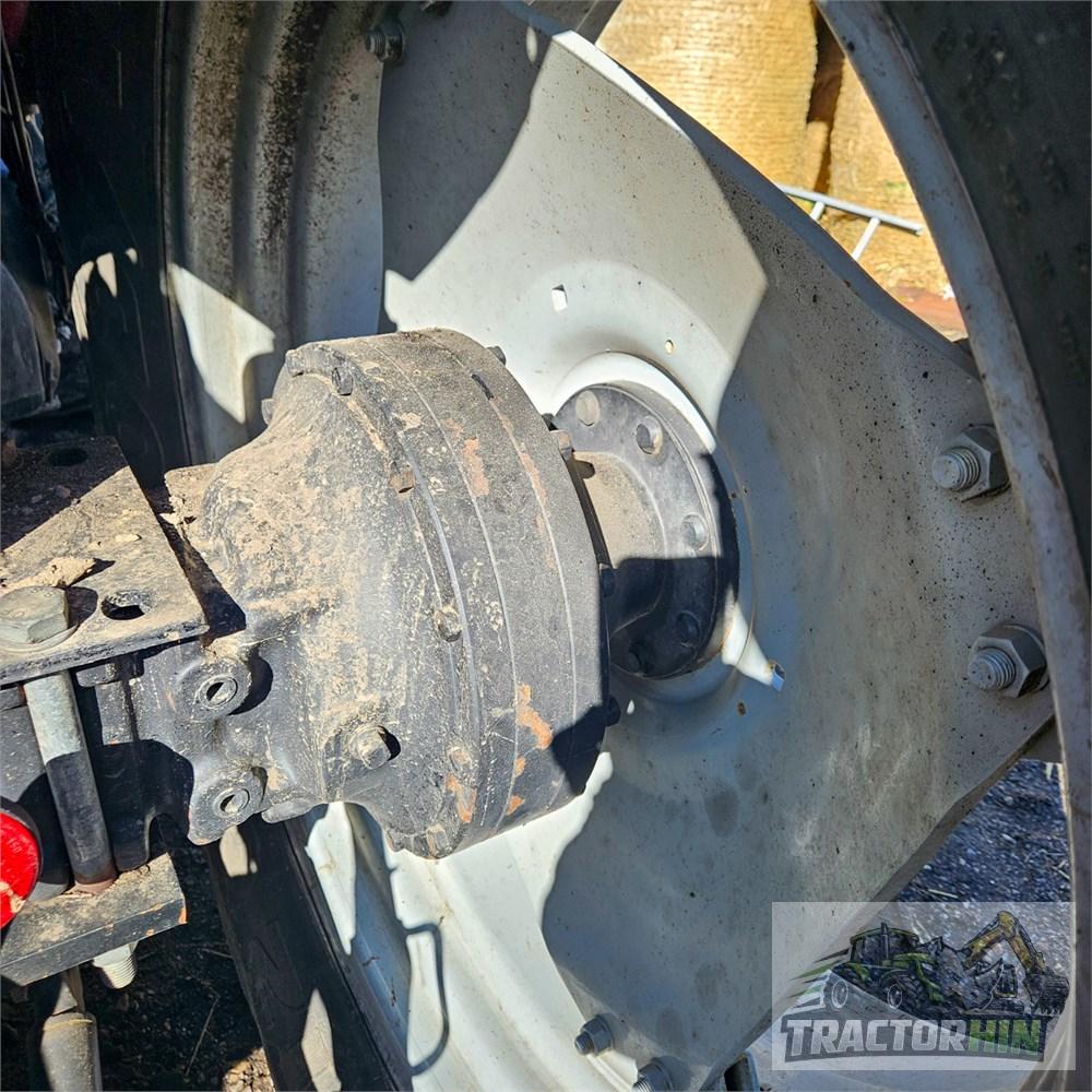 Massey Ferguson 4270 - 3,9 tonnes - Chargeur frontal Veto FX5960, année 2000 – Image 2