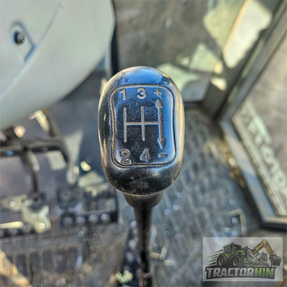 Massey Ferguson 4270 - 3,9 tonnes - Chargeur frontal Veto FX5960, année 2000 – Image 33