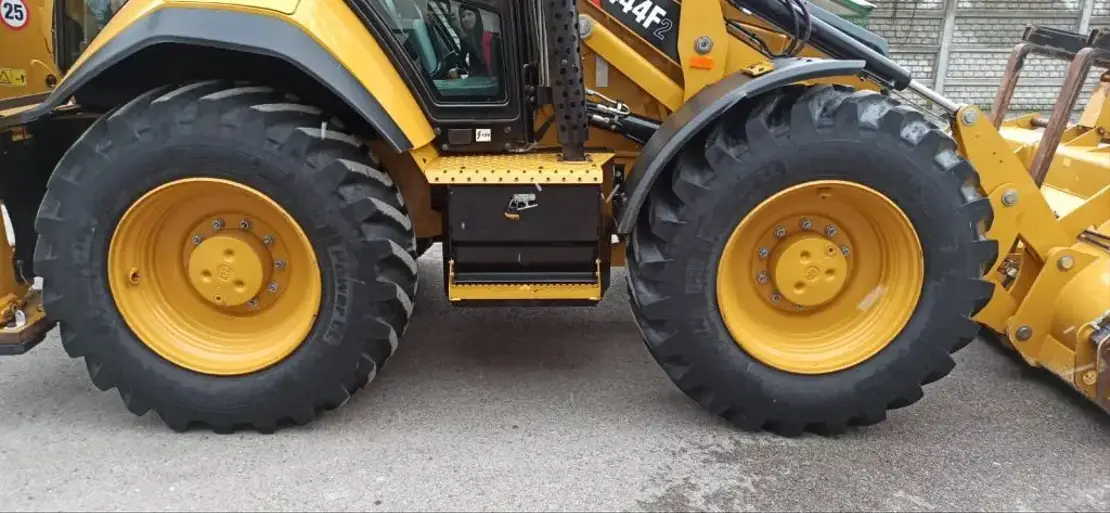 Caterpillar Cat 444 F2 – Image 22
