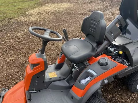 Husqvarna RC320 TS AWD – Image 16
