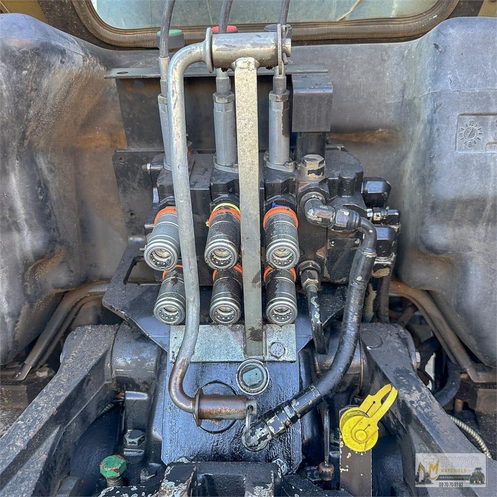 Tracteur agricole Massey Ferguson 6290 – Image 18