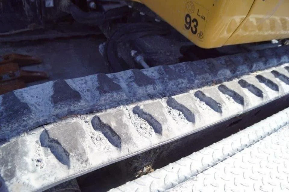 Mini Pelle Caterpillar 301.7D 1,85T + 3 godets + Remorque – Image 13
