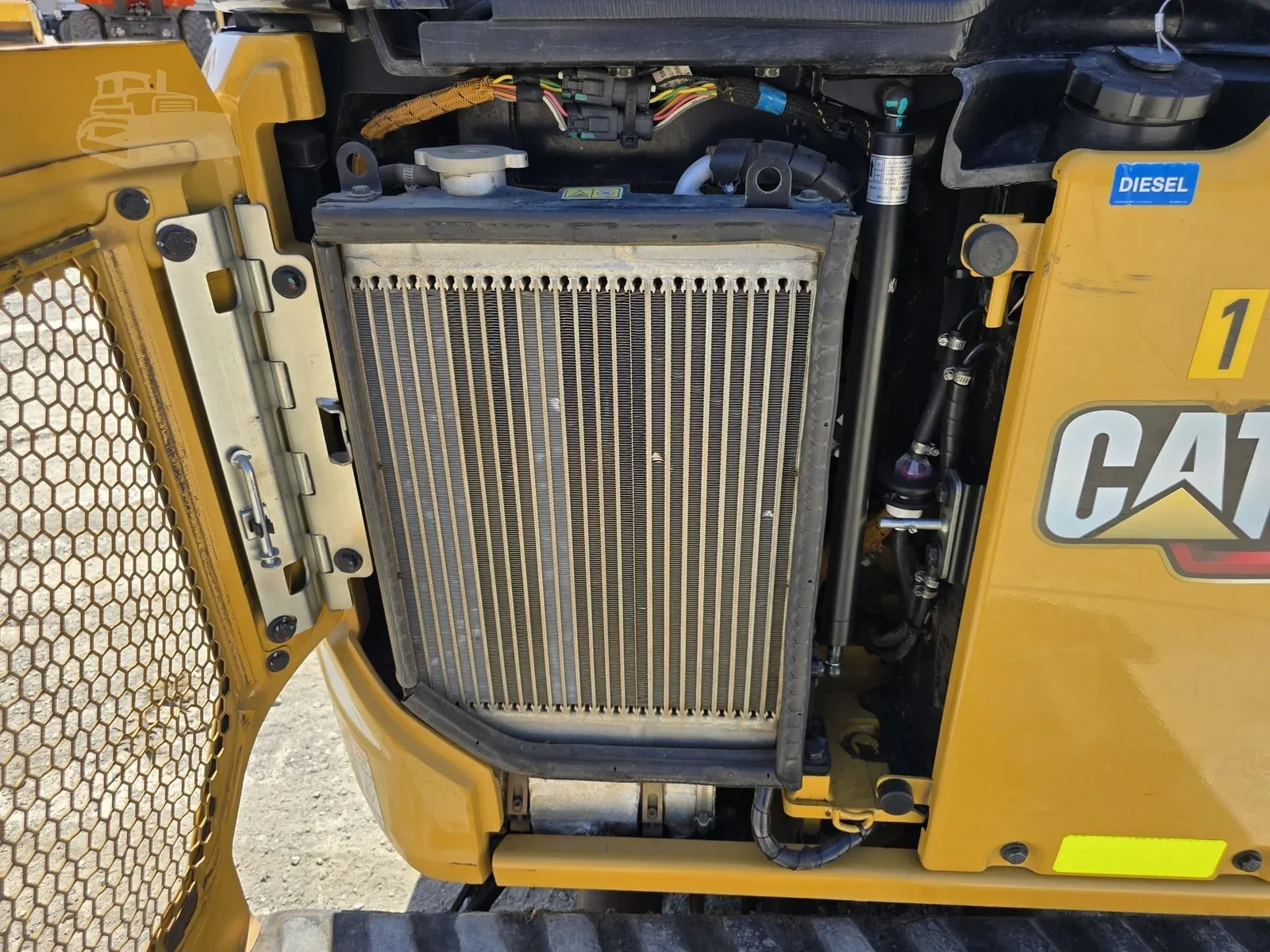 Mini Pelle Caterpillar 301.7CR 1,8 T + 3 godets + Remorque – Image 15