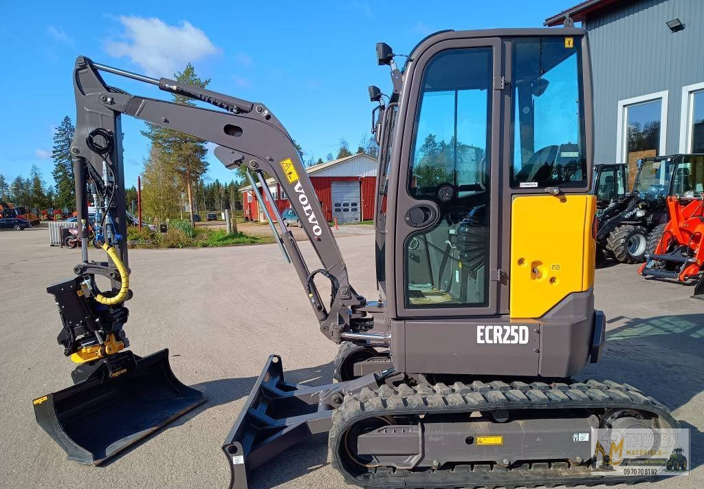 Mini Pelle Volvo ECR25D + ENGCON + 3 GODETS – Image 5
