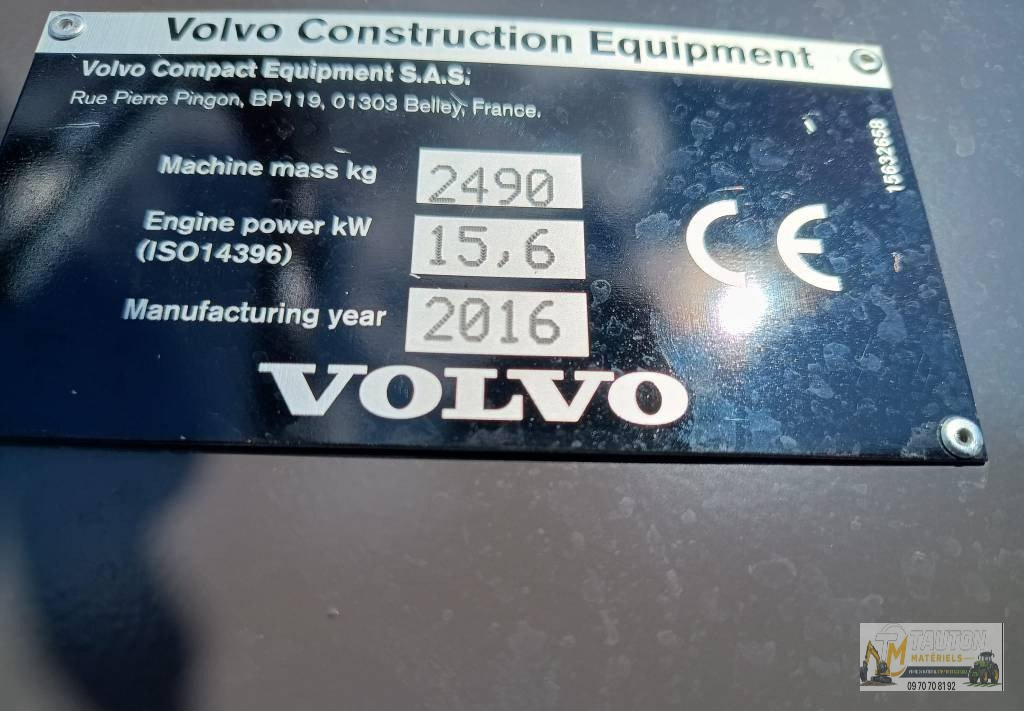 Mini Pelle Volvo ECR25D + ENGCON + 3 GODETS – Image 10
