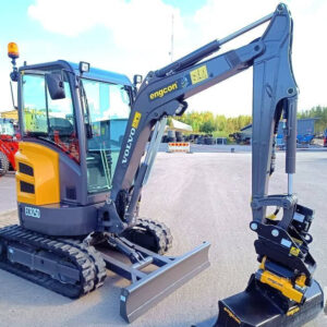 Mini Pelle Volvo ECR25D + ENGCON + 3 GODETS