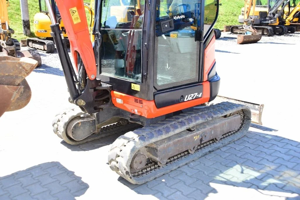 Mini Pelle Kubota U27-4 2,6 T+ 3 godets + Attache rapide – Image 19