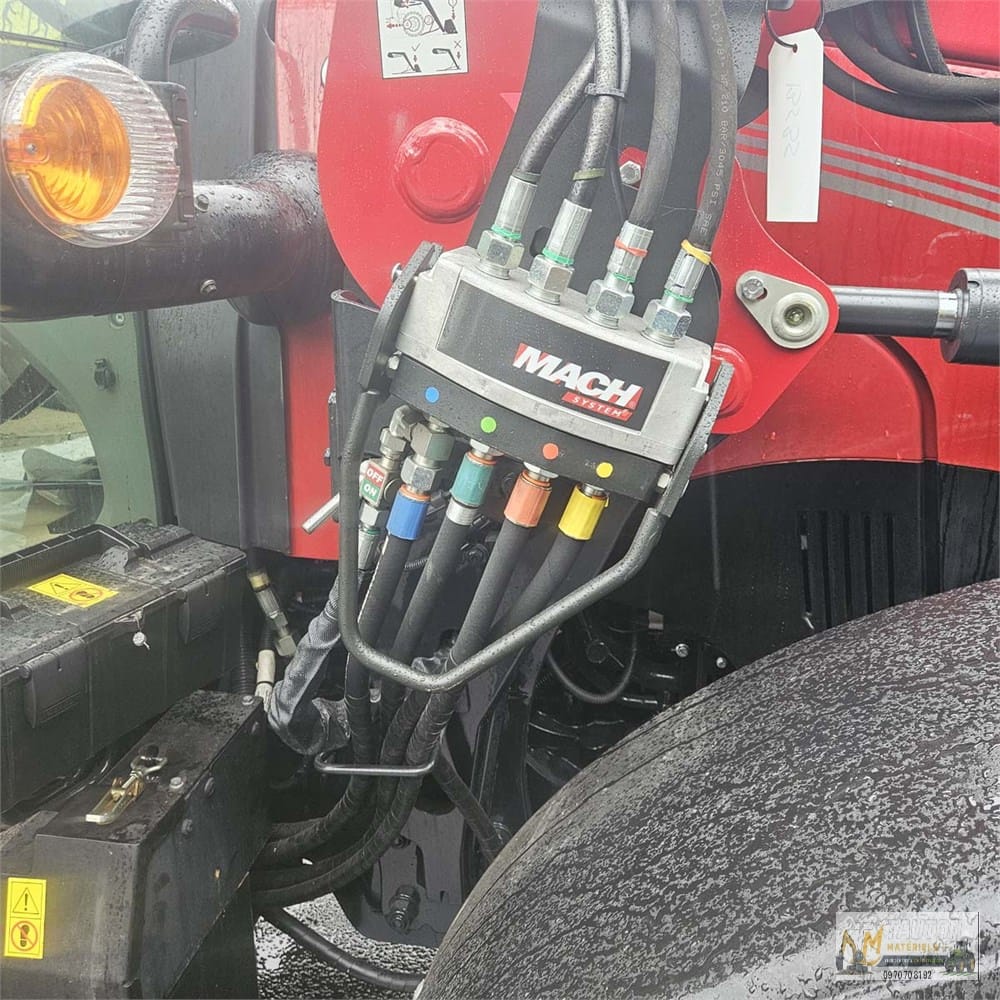 Case IH Farmall 100 A, année 2023 – Image 11