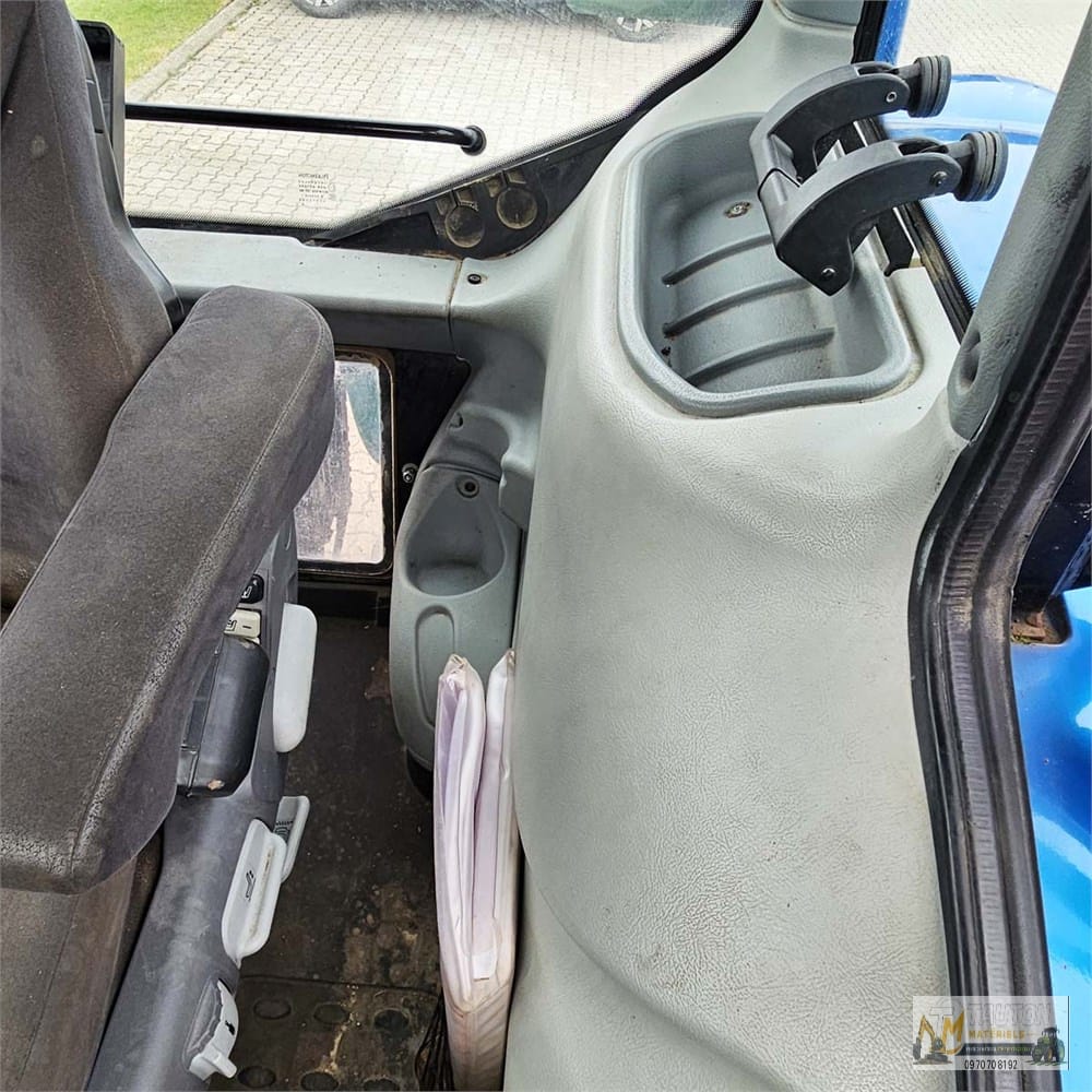 Valtra 202, année 2011 – Image 43