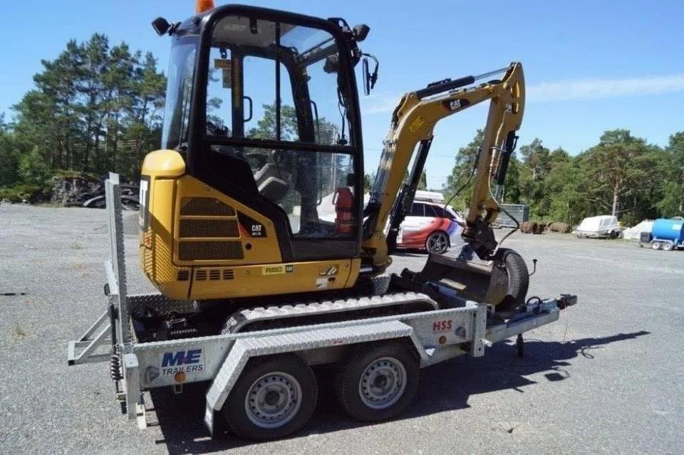 Mini Pelle Caterpillar 301.7D 1,85T + 3 godets + Remorque – Image 2