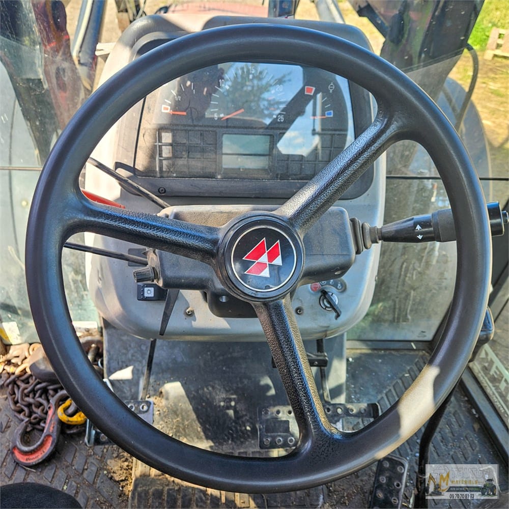Massey Ferguson 4270 - Chargeur frontal Veto FX5960 – Image 36