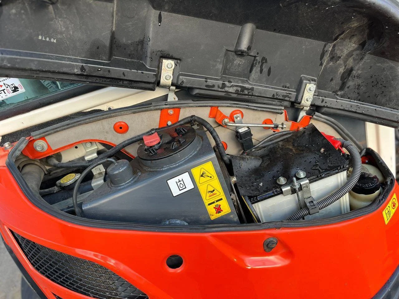 Kubota U25 avec 3 Godets et Remorque et BRH – Image 21