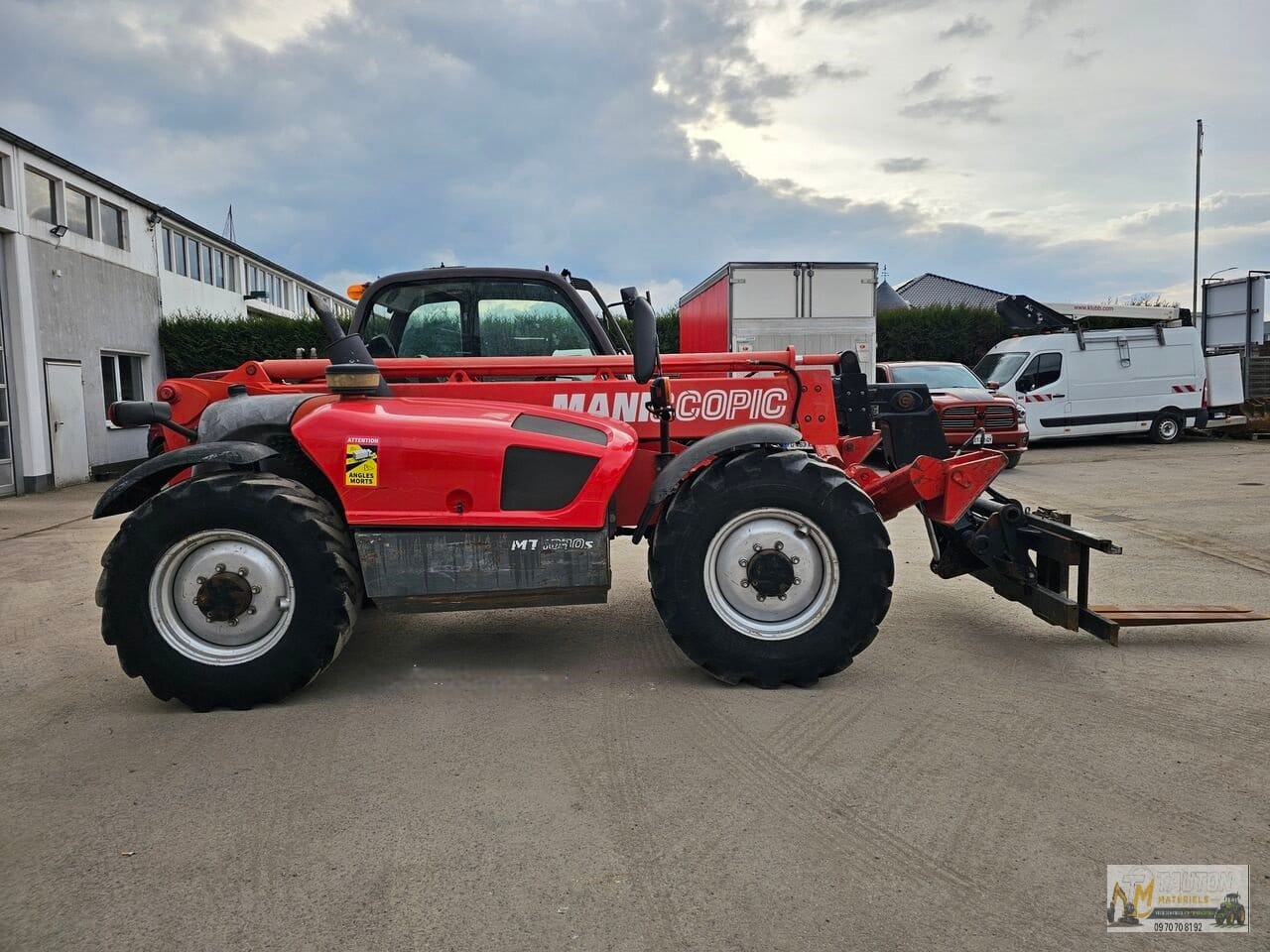 Chariot télescopique Manitou MT1030 – Image 8