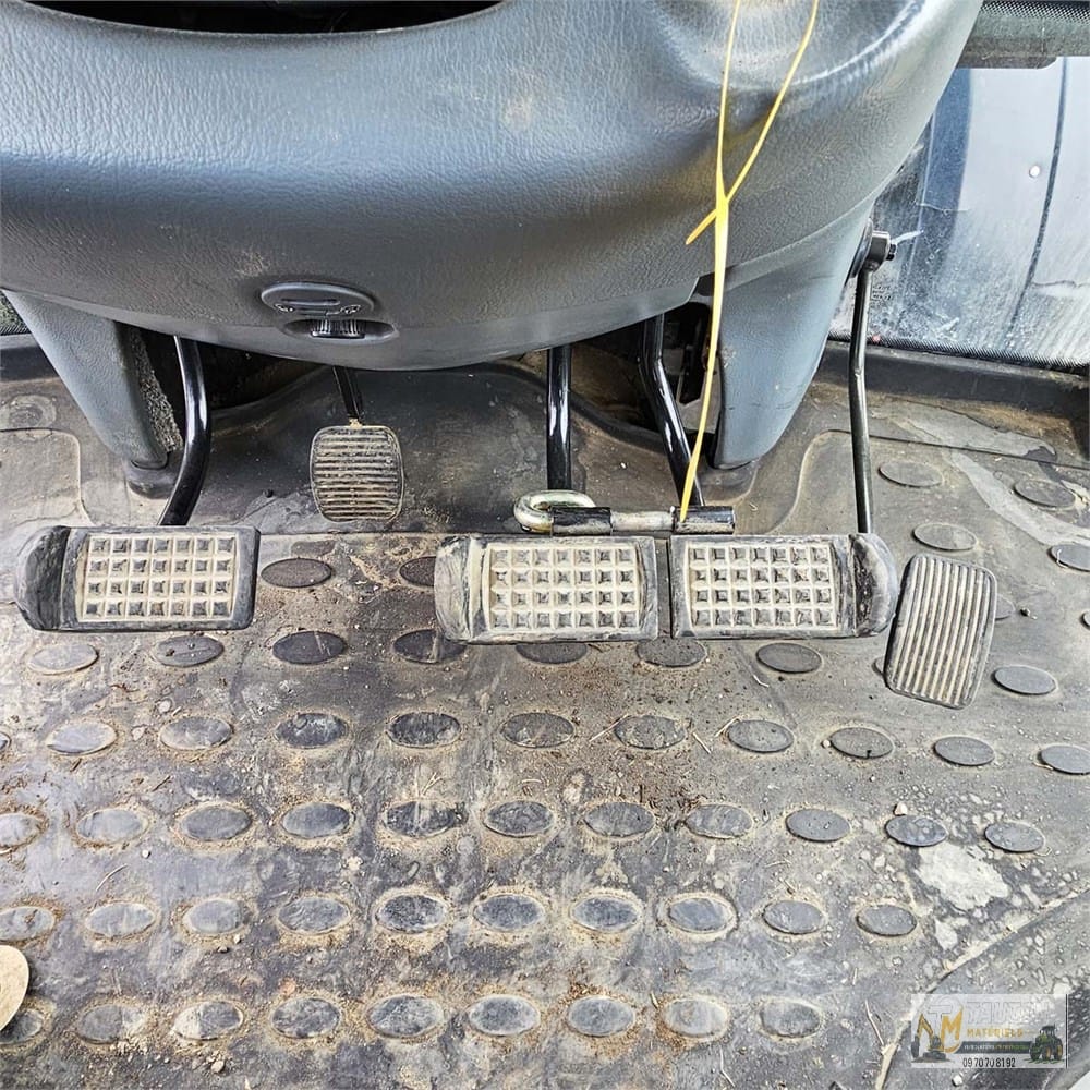 Valtra 202, année 2011 – Image 25