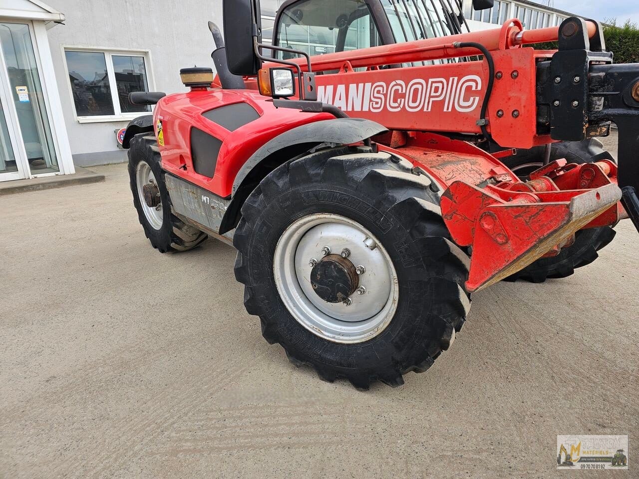 Chariot télescopique Manitou MT1030 – Image 10