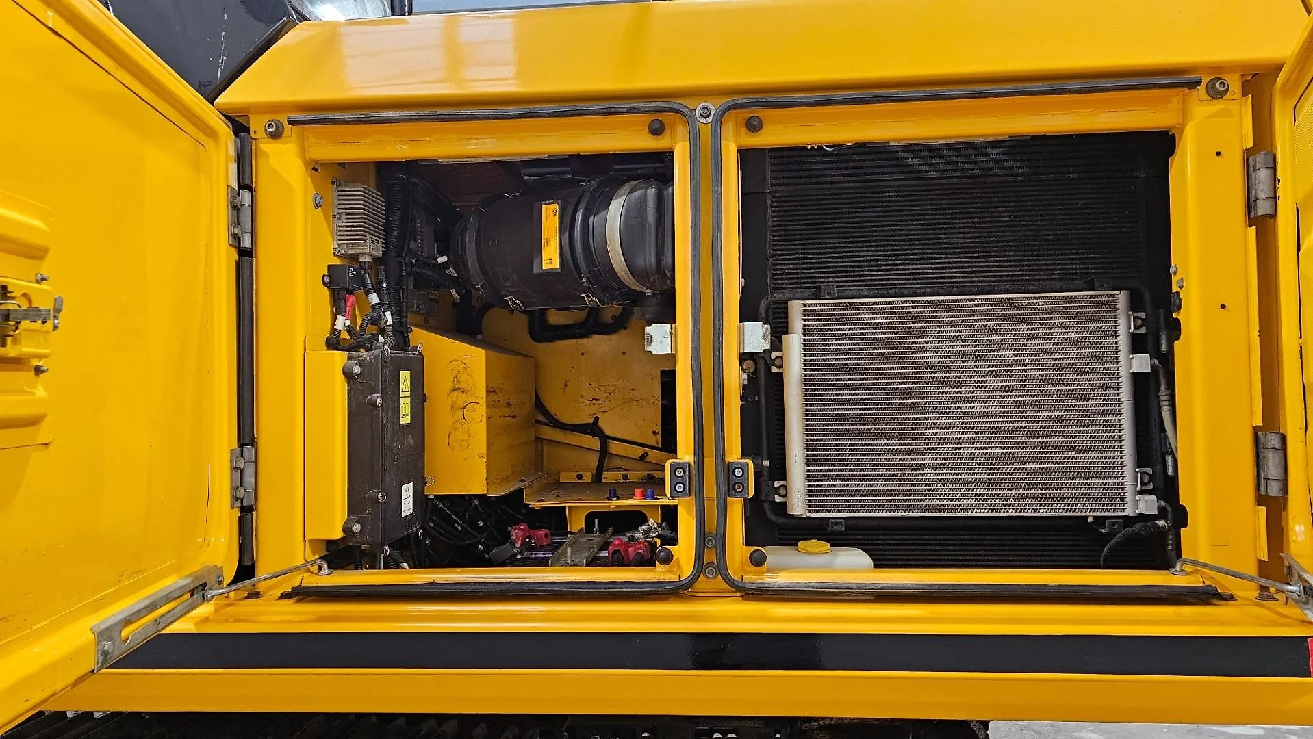Pelle JCB 220X – Image 4