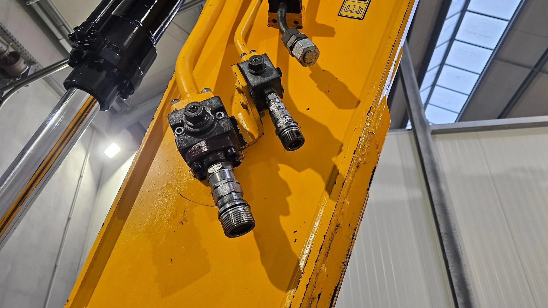 Pelle JCB 220X – Image 10