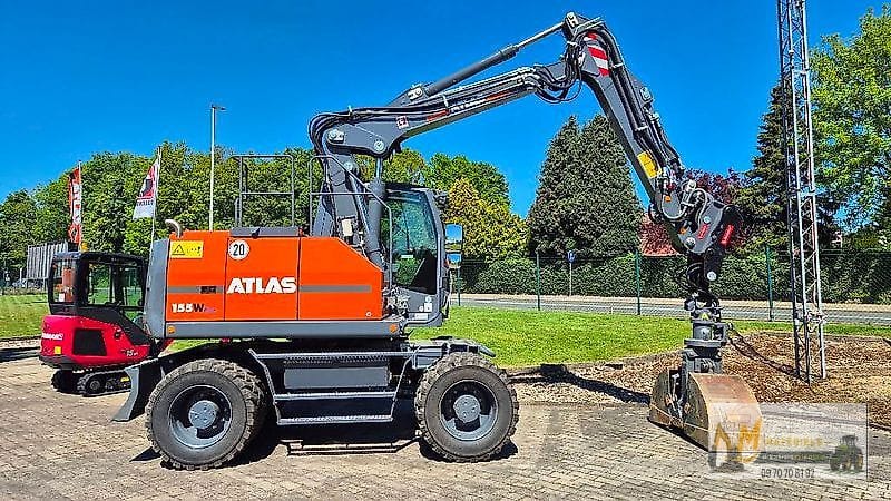 Pelle Atlas 155W + OilQuick OQ65 – Image 2