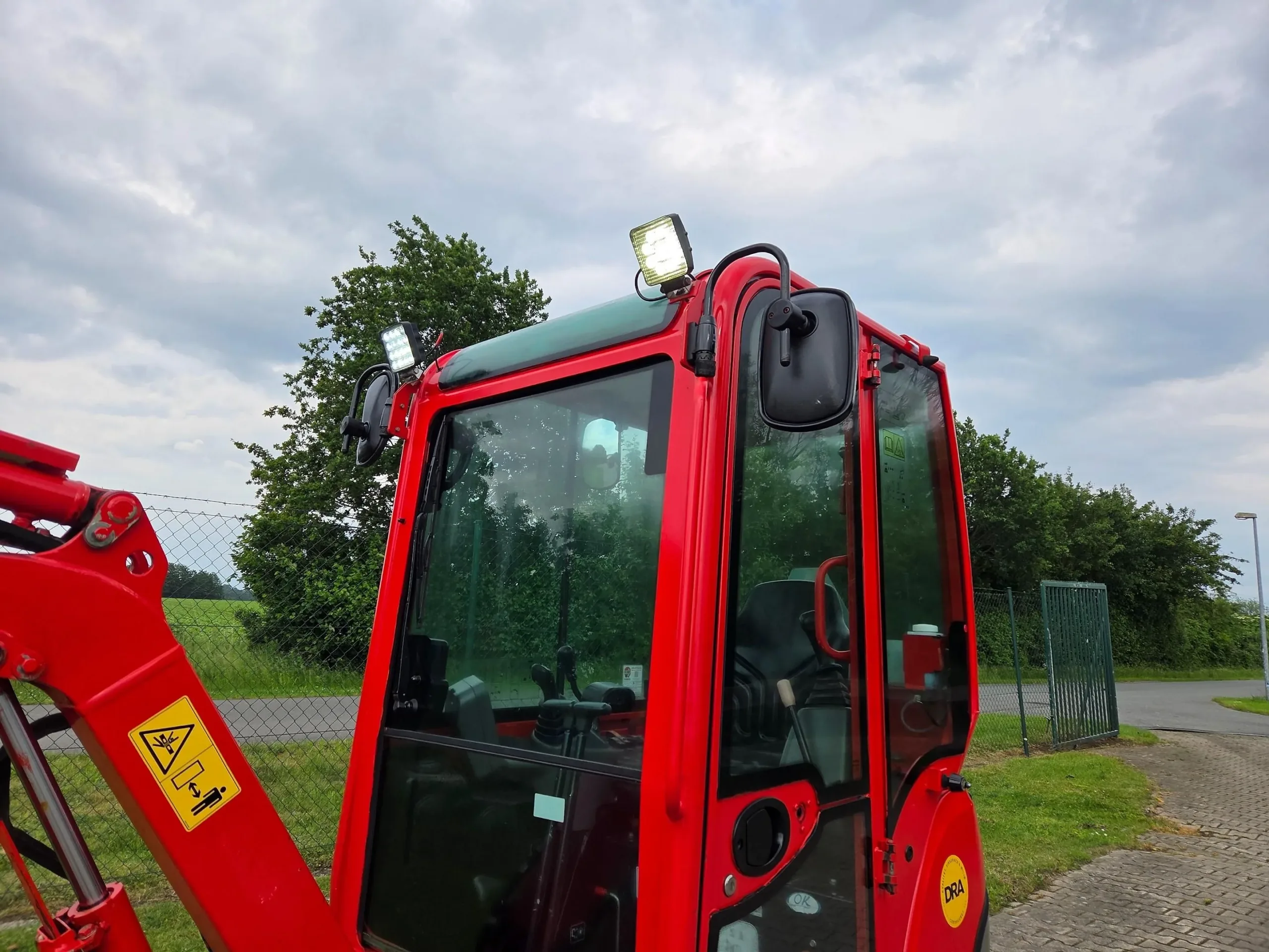 Mini Pelle Yanmar SV18 – Image 5