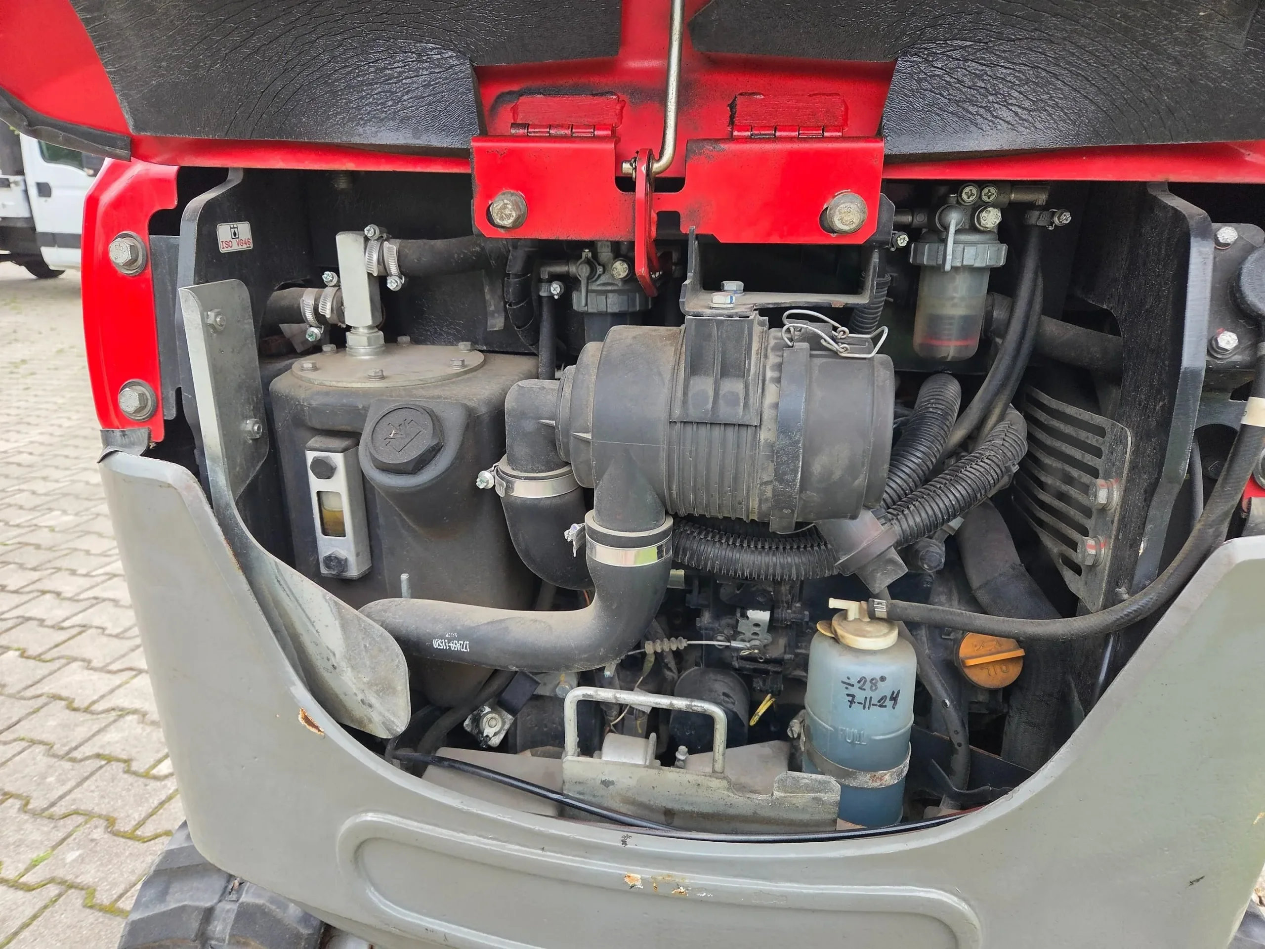 Mini Pelle Yanmar SV18 – Image 9
