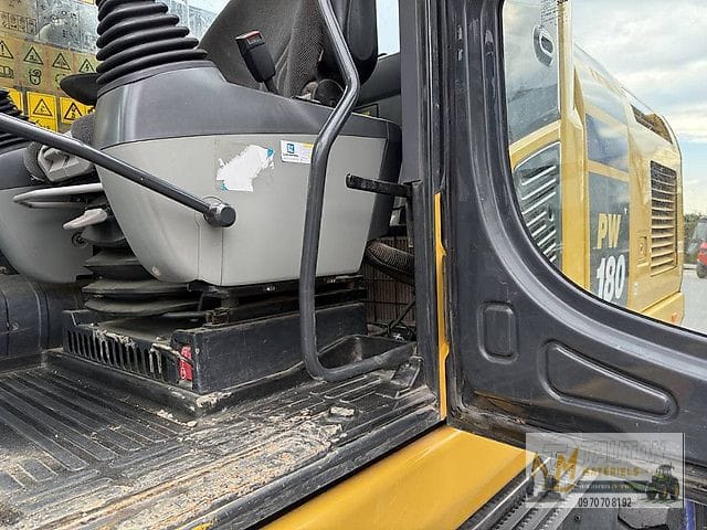 Pelle Komatsu PW180-10 avec des Godets – Image 14