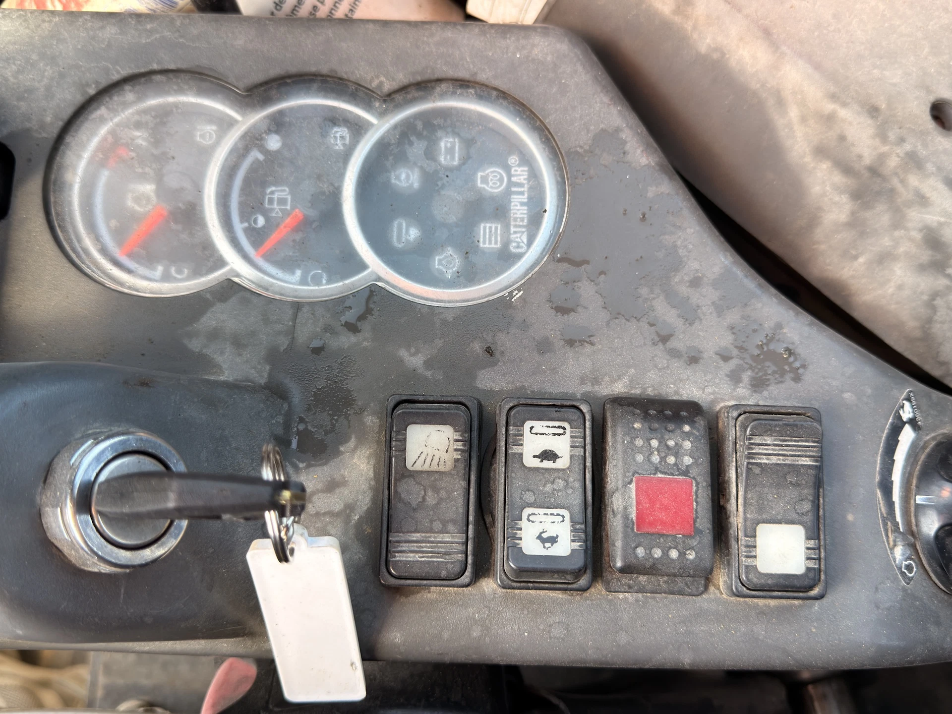 Caterpillar 303.5C CR avec 3 Godets – Image 6