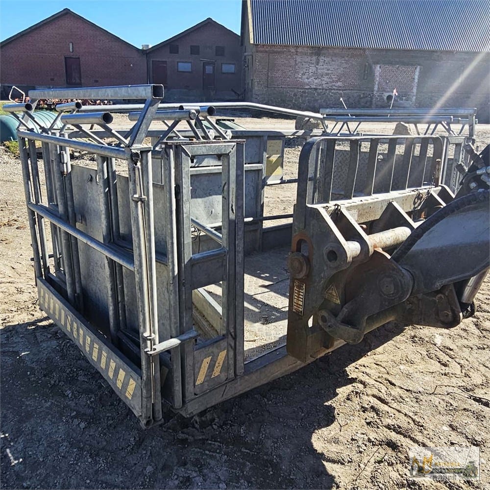 Chariot Telescopique Manitou MT1740 SLT - 17 m – Image 38