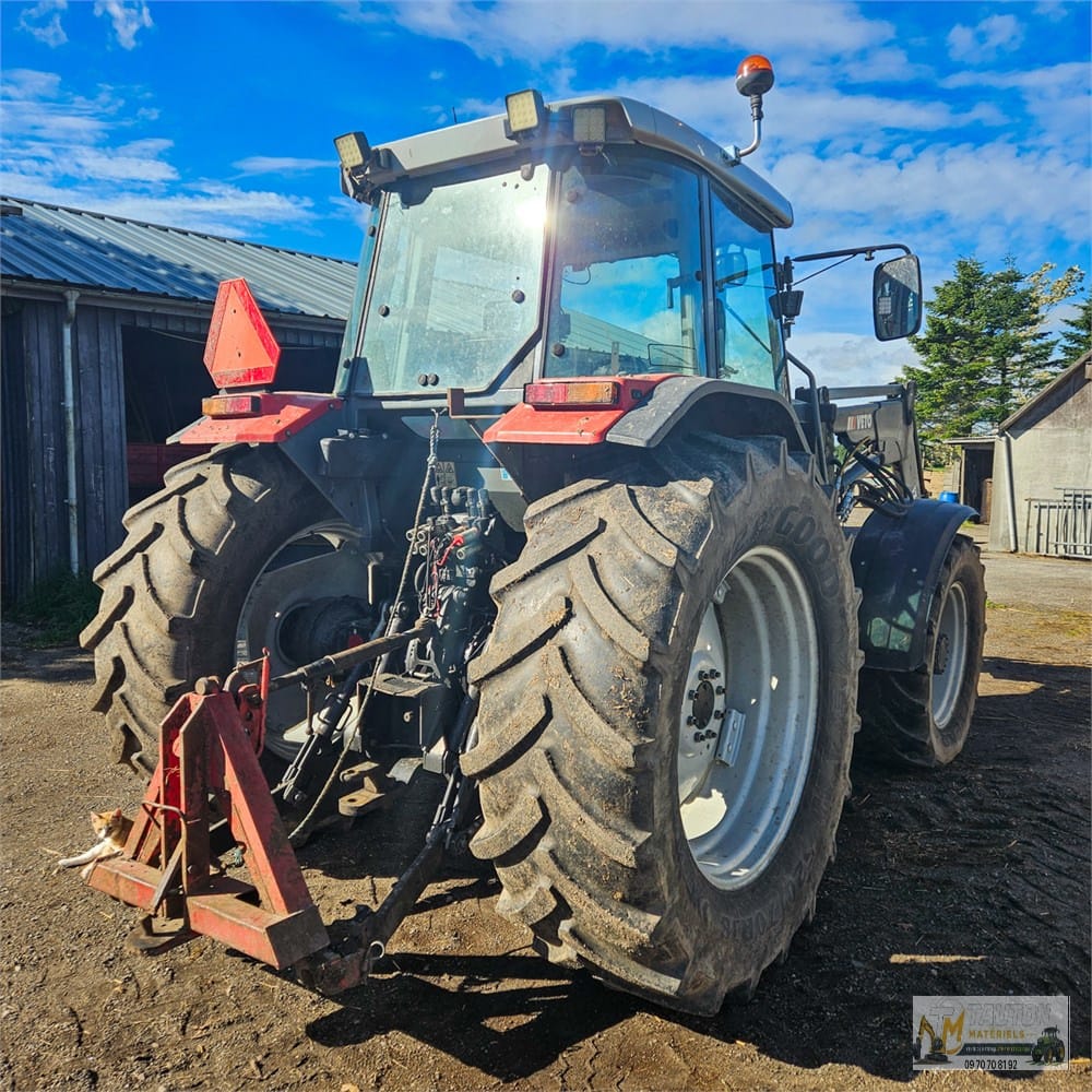 Massey Ferguson 4270 - Chargeur frontal Veto FX5960 – Image 43