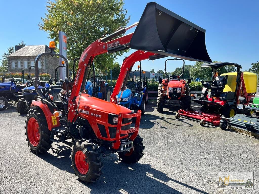 Micro tracteur Kubota EK1 261 + chargeur frontale et godet