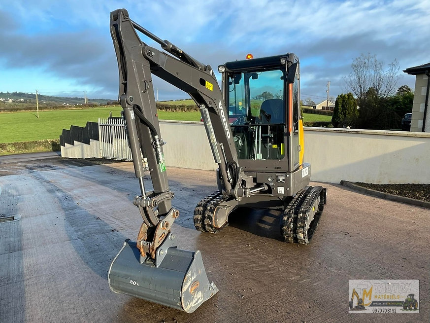Volvo ECR25D Avec 3 Godets – Image 4