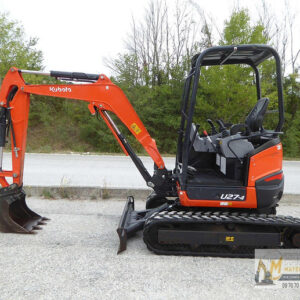 Kubota U27-4 avec 4 Godets
