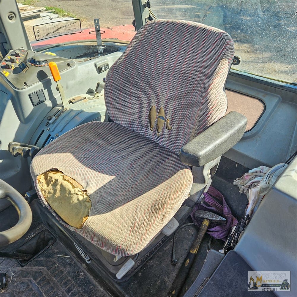 Massey Ferguson 4270 - Chargeur frontal Veto FX5960 – Image 37
