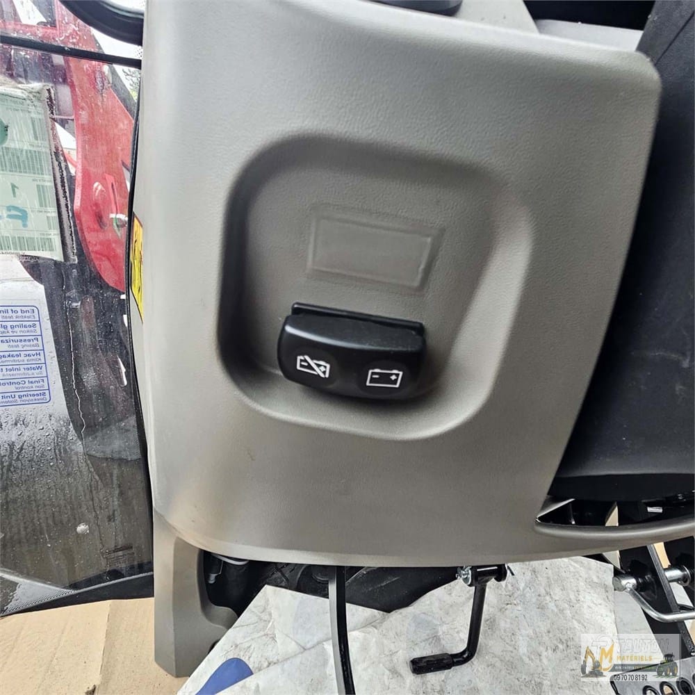 Case IH Farmall 100 A, année 2023 – Image 36