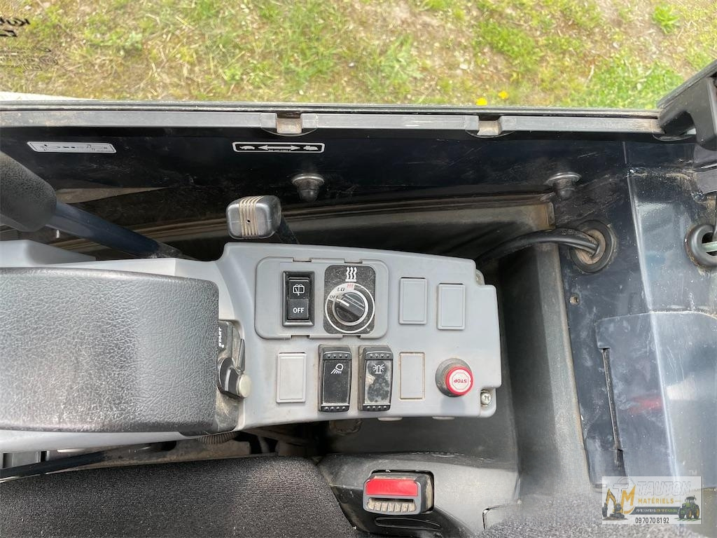 Kubota KX018-4 avec Remorque et 3 Godets – Image 19