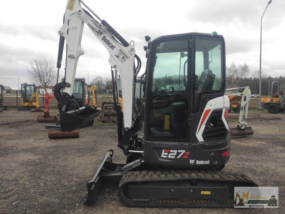 Bobcat E27Z +3 Godets