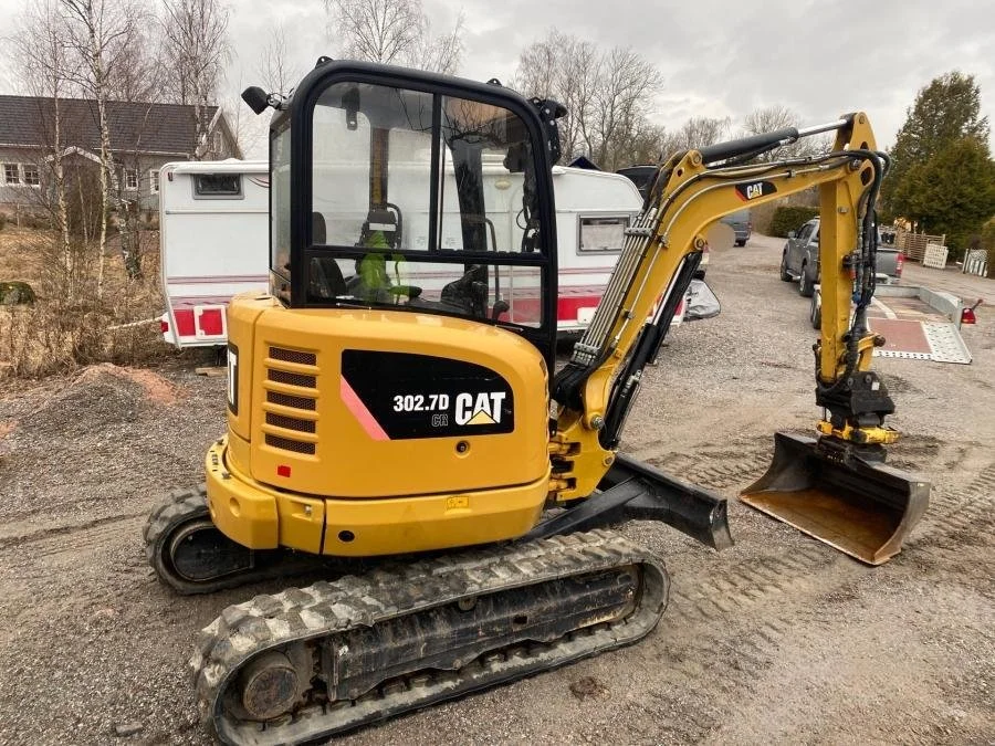Caterpillar 302.7D avec BRH et 4 Godets + Remorque – Image 9