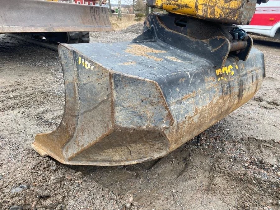 Caterpillar 302.7D avec BRH et 4 Godets + Remorque – Image 20