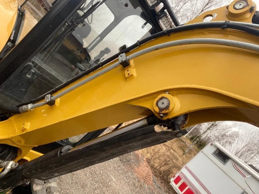 Caterpillar 302.7D avec BRH et 4 Godets + Remorque – Image 43