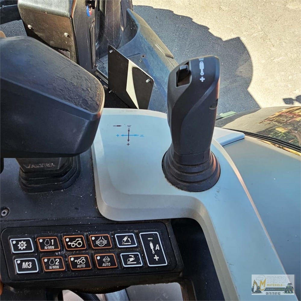 Valtra S394 – Image 28
