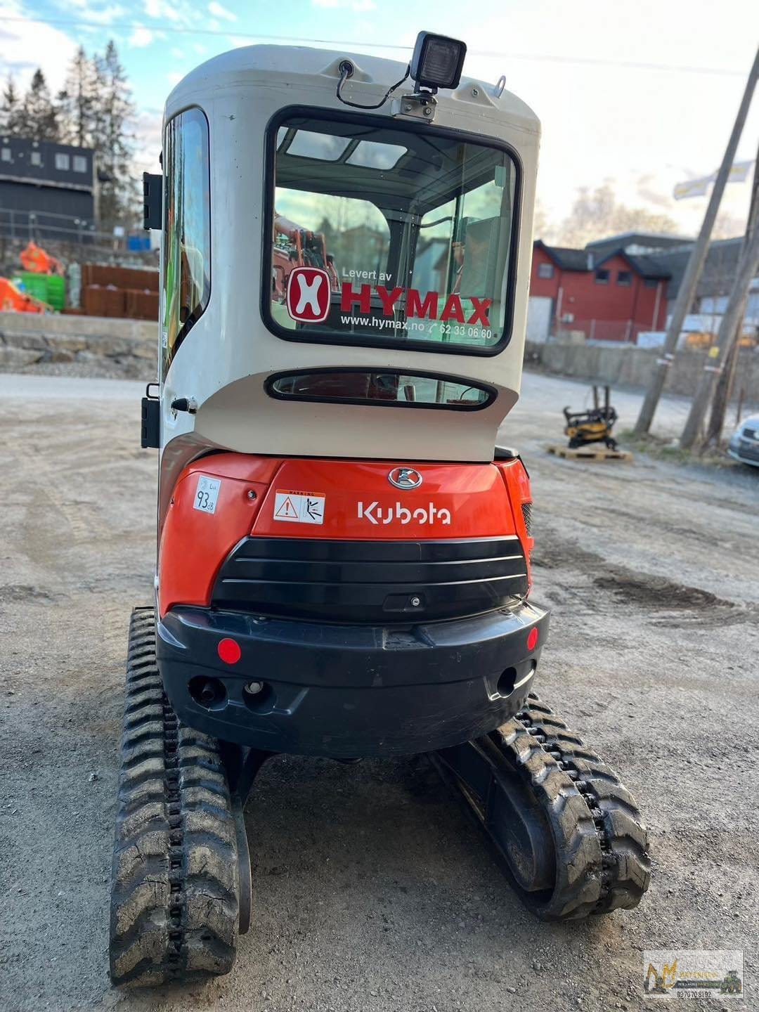 Kubota U25 avec 3 Godets et Remorque et BRH – Image 8