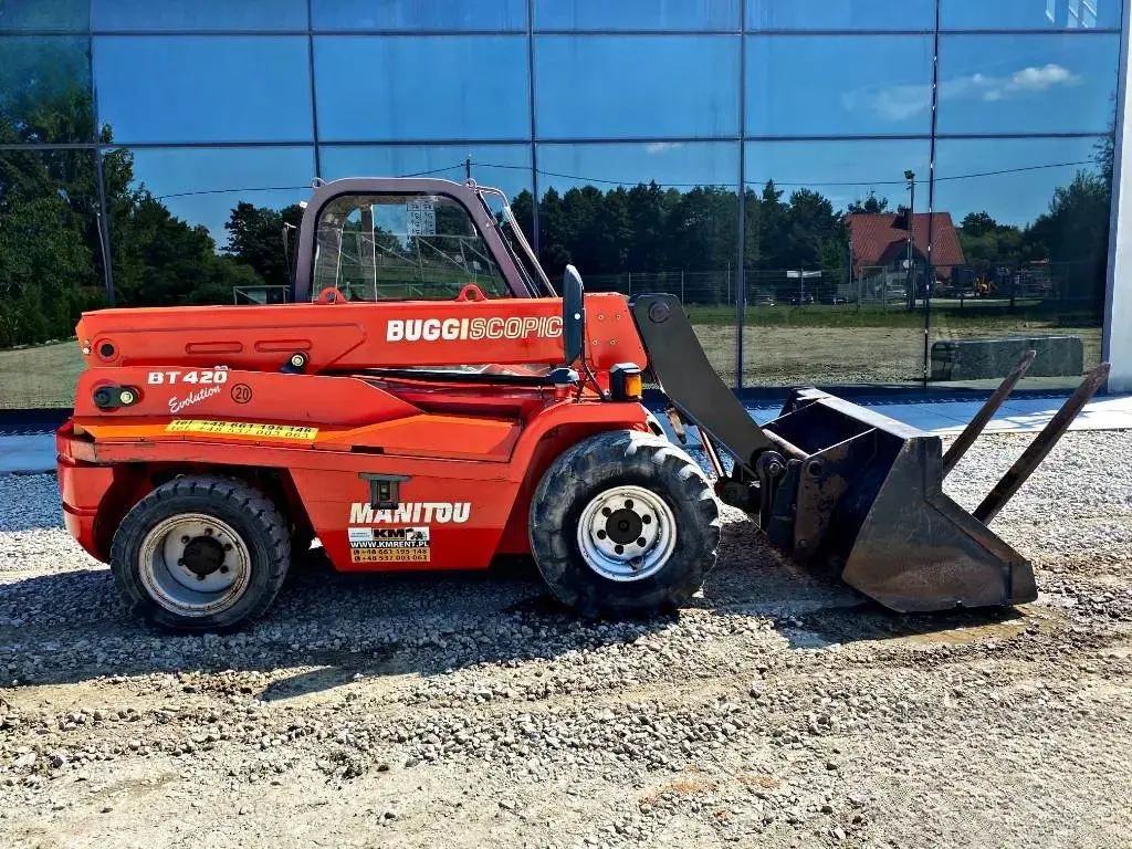 Chariot télescopique Manitou BT420 Fourches/ Godet/ Fouches à fumier – Image 12