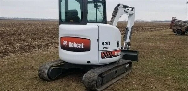 Bobcat 430 - 3 Godets – Image 6